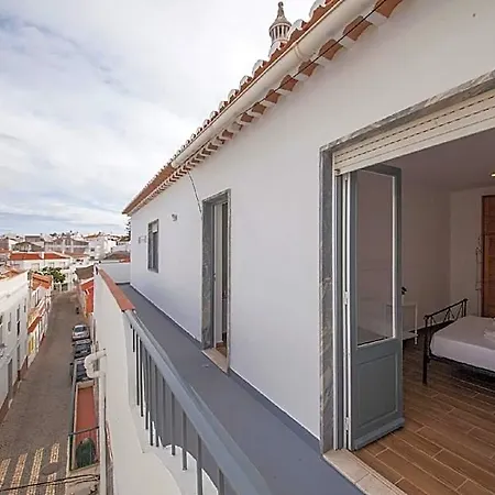 A37 - Casa Alferes In Downtown 3* Lagos